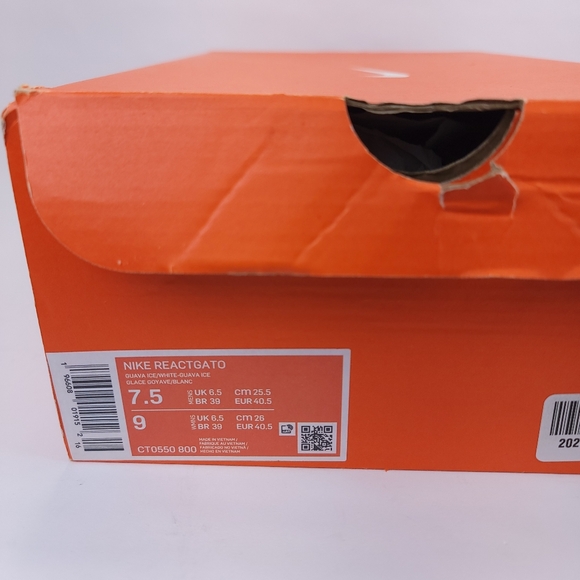 Nike ReactGato 'Guava Ice' Men’s Size 7.5 Futsal Soccer Shoes CT0550-800 - Picture 6 of 6